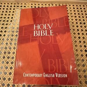 Holy Bible Contemporary English Version. Copyright 1995. Paperback. GUC